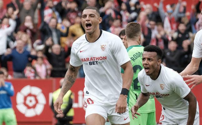 Diego Carlos: "Llegamos fuertes y somos favoritos en la Europa League"