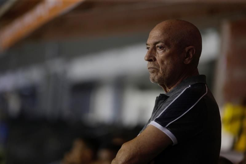 El Santos despide al entrenador portugués Jesualdo Ferreira