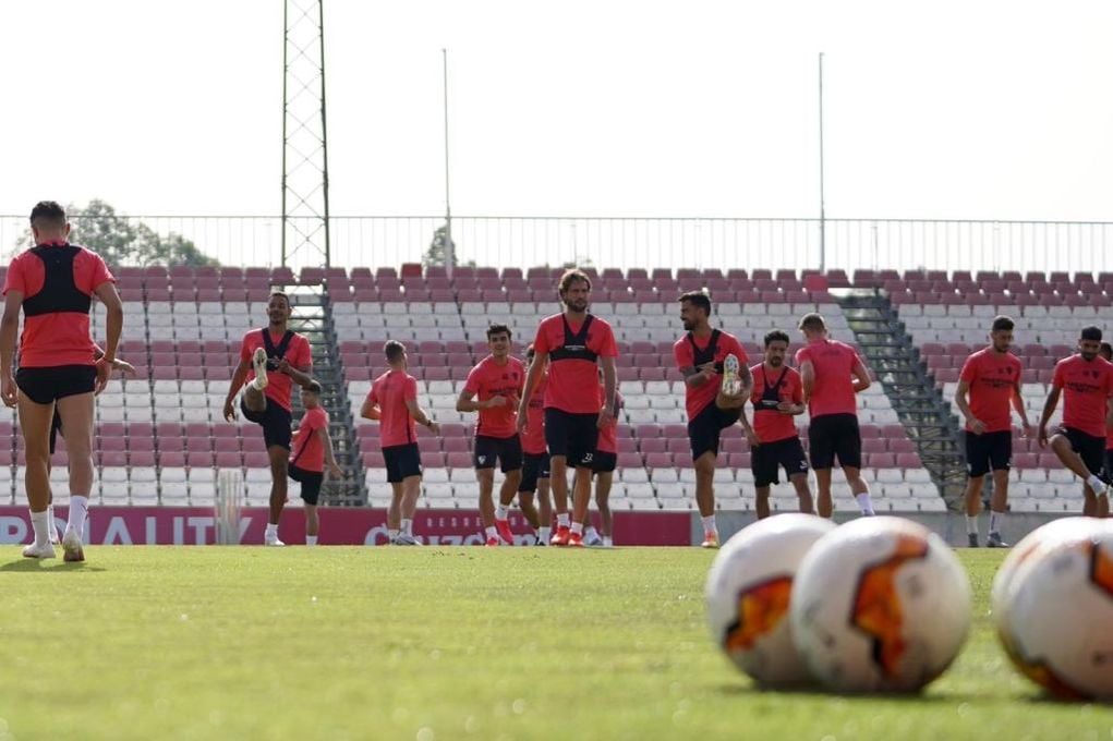 El Sevilla FC se despide de su ciudad deportiva hasta el próximo curso