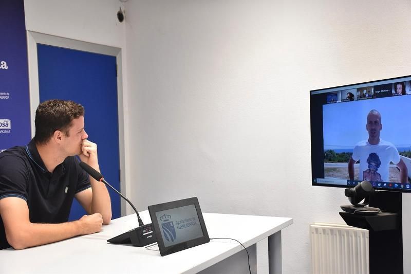 Riera anuncia su retirada del fútbol: "Se va el jugador, llega el entrenador"