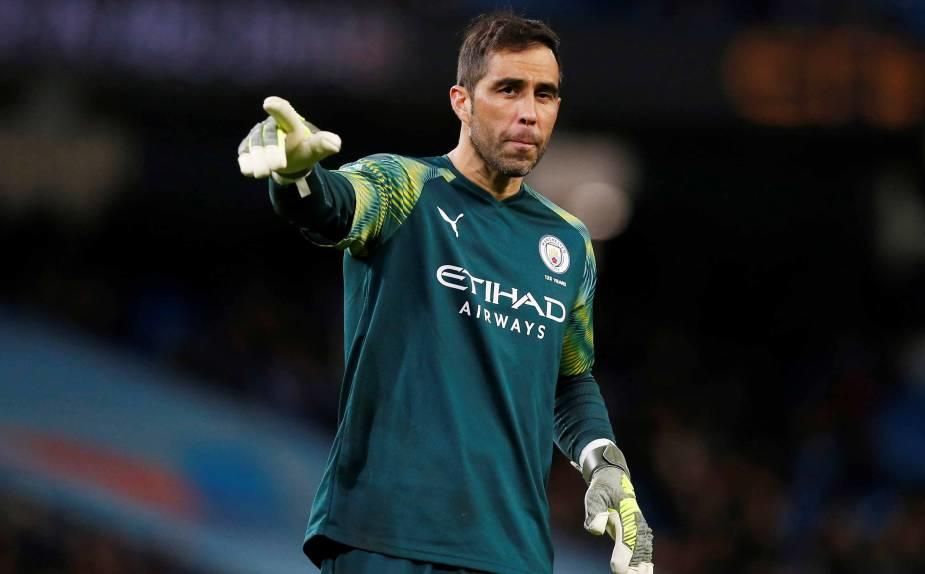 Claudio Bravo se acerca al Betis