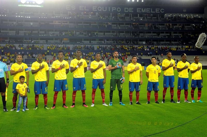 La Federación Ecuatoriana de Fútbol analiza el nombre del nuevo DT y hace cambios en el directorio