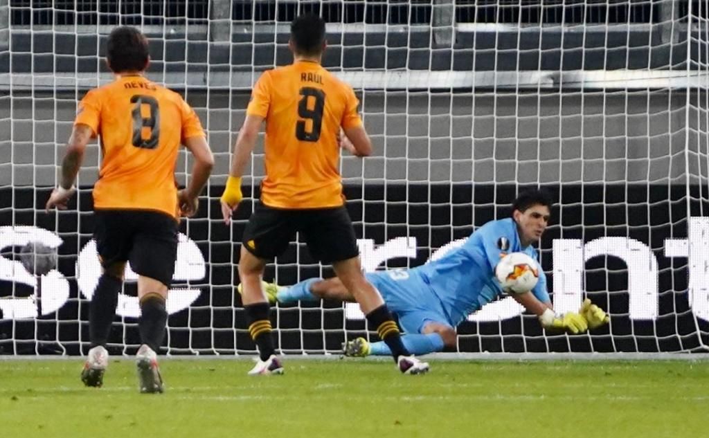 Bono, el 'MVP' del Wolves-Sevilla FC para la afición