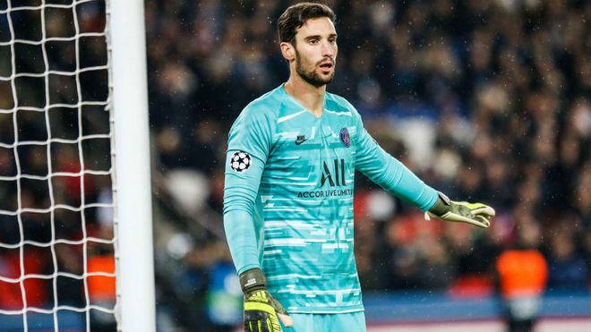 Ahora tientan a Sergio Rico desde la Premier