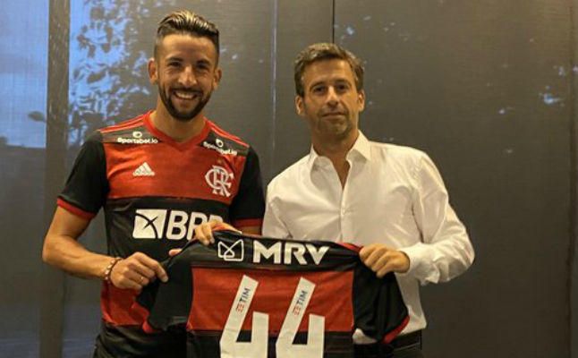 El Flamengo hace oficial el fichaje de Mauricio Isla