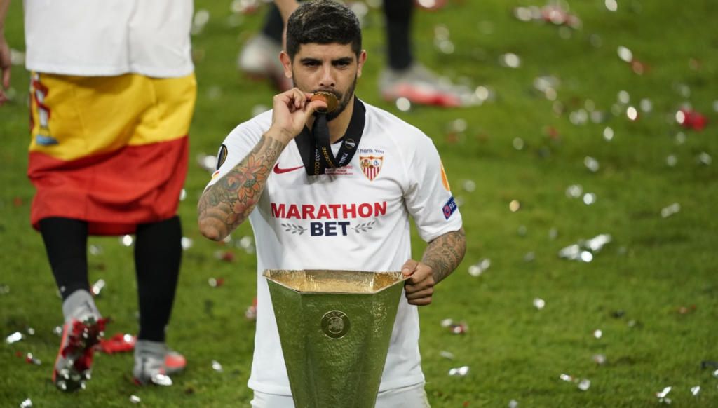 Banega, el 'cerebro', se despide a lo grande del Sevilla FC