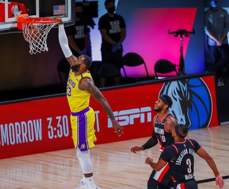 131-122. Davis y James ponen a los Lakers en las semifinales, primera vez desde 2012