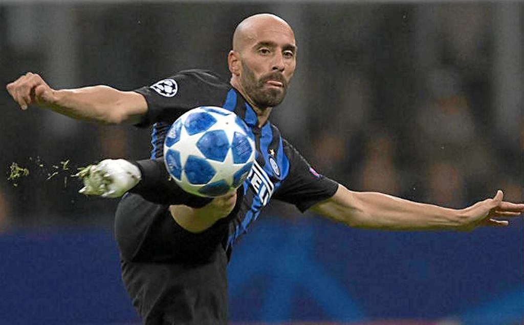 Borja Valero, libre y situado en la órbita bética