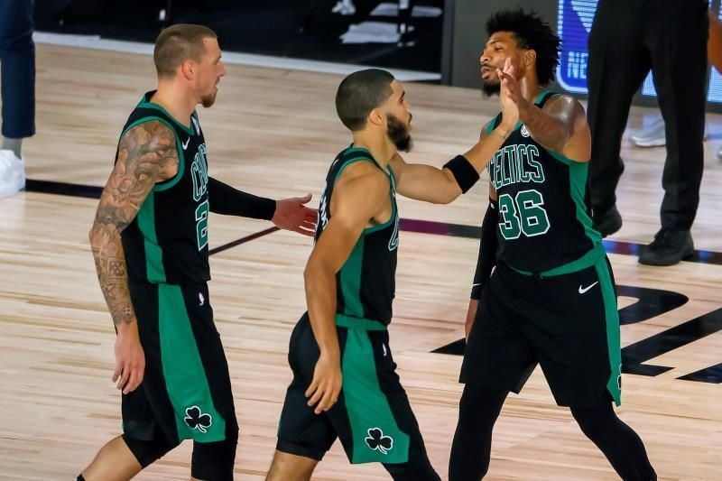 102-99. Celtics ganan de remontada a Raptors y dominan la serie por 2-0