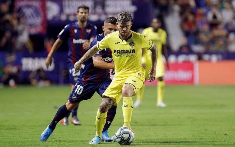 La rodilla de Alberto Moreno hace temblar a Emery y hace temer al Betis por Pedraza