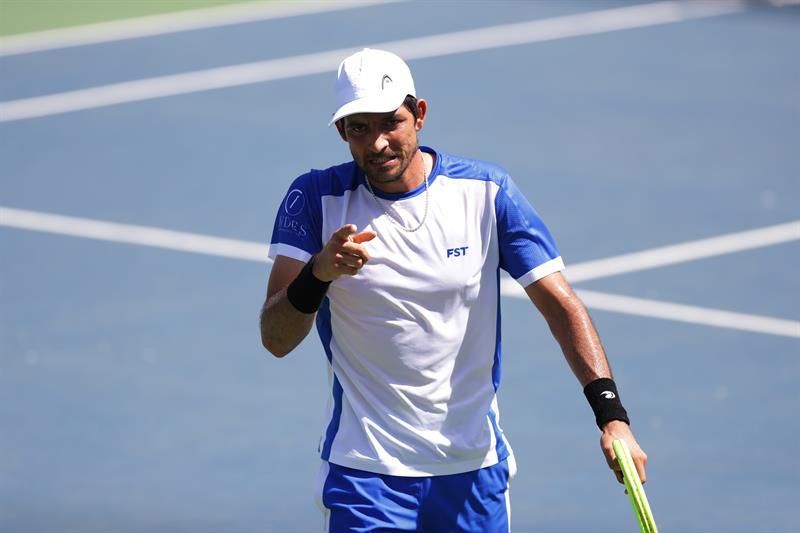 El salvadoreño Marcelo Arévalo eliminado en primera ronda de dobles