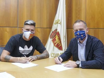 Oficial: Narváez se marcha al Zaragoza y el Betis se guarda un porcentaje