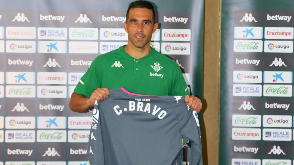 Claudio Bravo se gana la confianza para ser titular