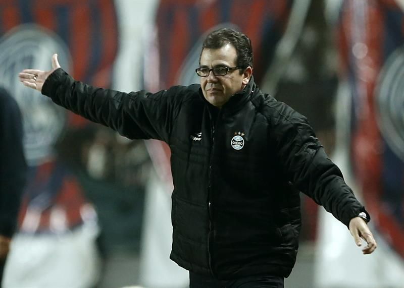 El Cruzeiro despide a su técnico ante la amenaza de descenso a la tercera división