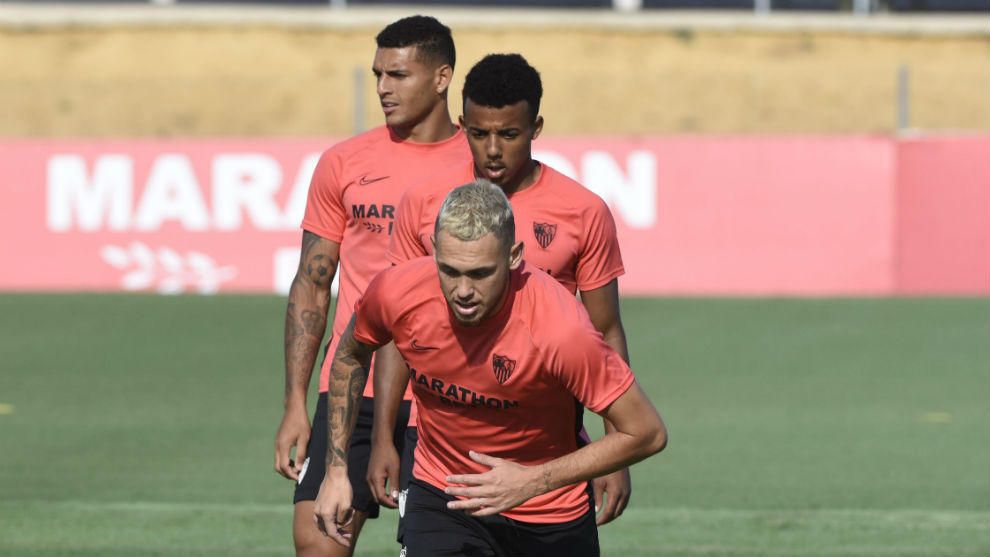 Monchi aclara el futuro de Ocampos, Diego Carlos o Koundé