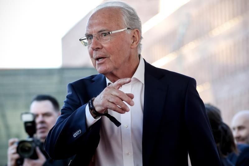 Los 75 años de Beckenbauer entre la gloria del pasado y las sombras recientes
