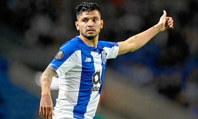 El fichaje de Corona peligra