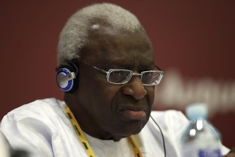 El expresidente de la IAAF Lamine Diack condenado a cuatro años en Francia