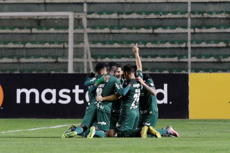 1-2. El Palmeiras vence en La Paz y con paso perfecto lidera el Grupo B