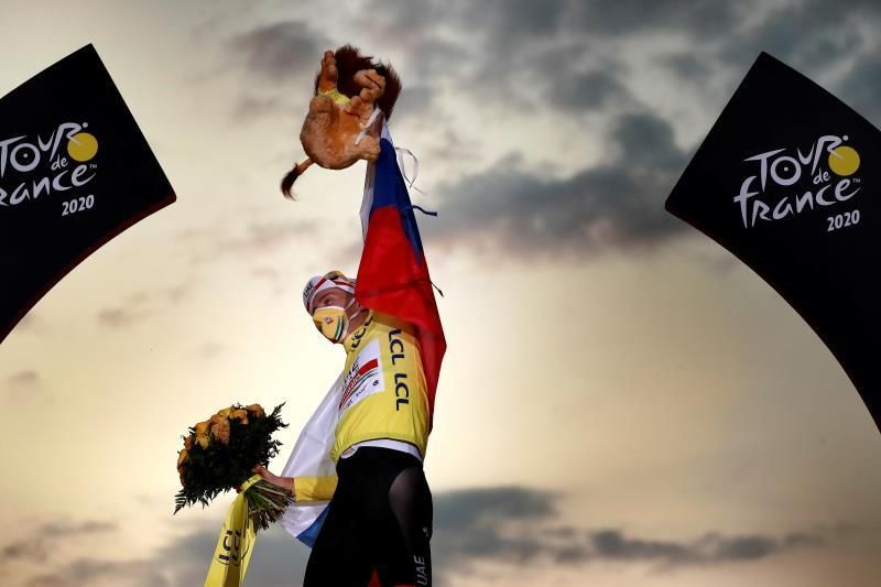 "Fiebre amarilla" en Eslovenia en honor a la victoria Tadej Pogacar