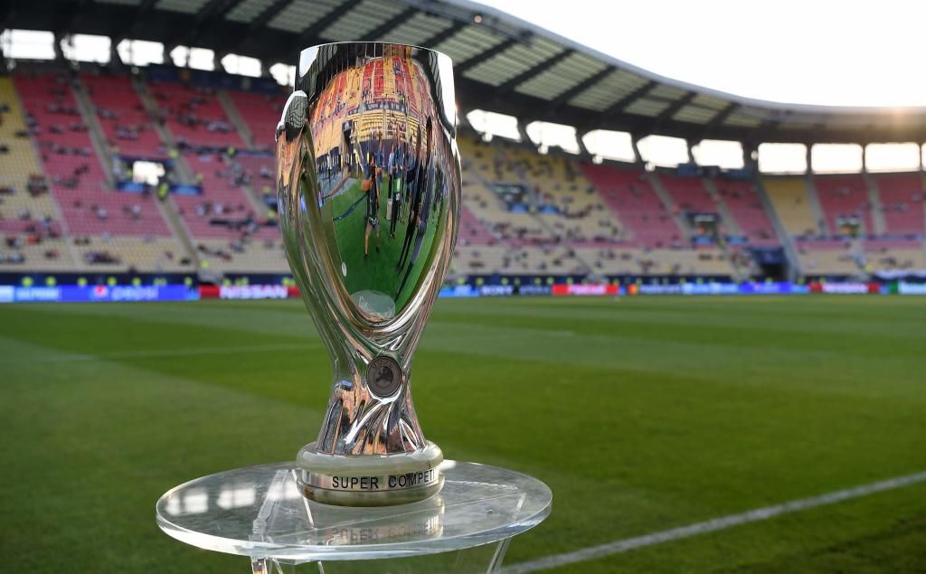 El alcalde de Oporto amenaza a la UEFA con los tribunales por 'quitarle' la Supercopa