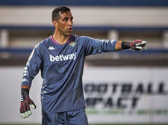 "Claudio Bravo puede mantener perfectamente este nivel por varios años más"