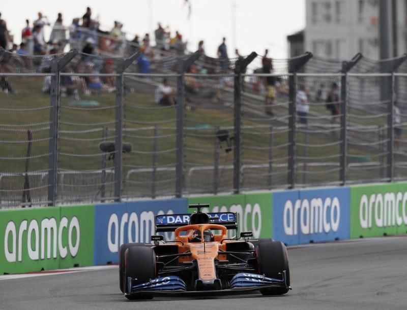 Sainz: "Hay que estar contentos, Renault y Racing Point eran más rápidos"