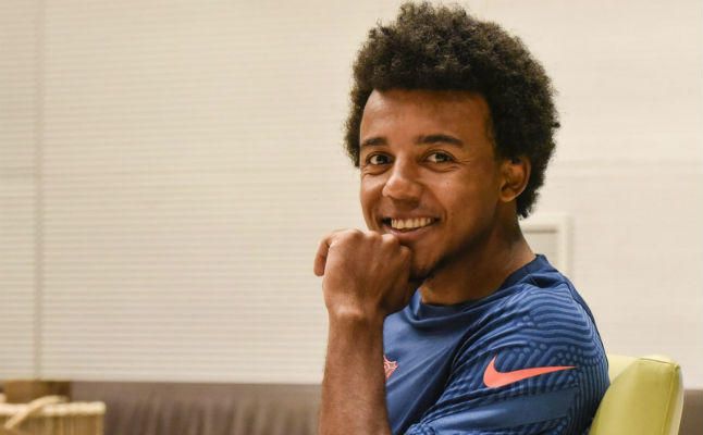 Las dudas se disipan: Koundé no se mueve de Nervión