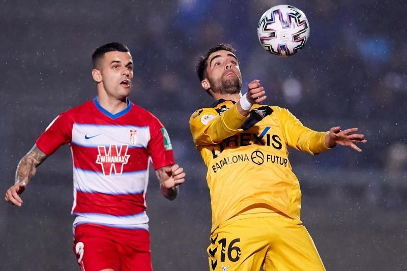 Álex Martínez rescinde su contrato con el Granada