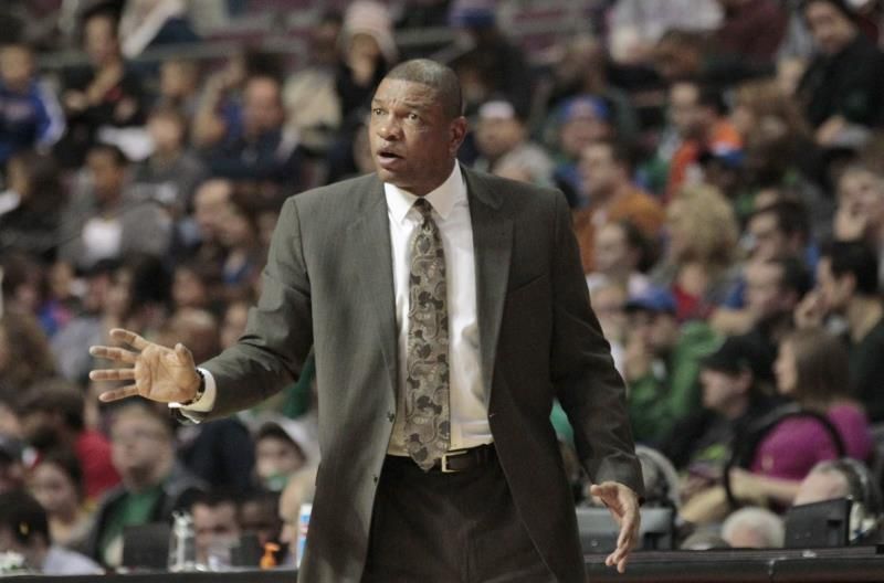 El entrenador Doc Rivers deja a los Clippers tras siete temporadas