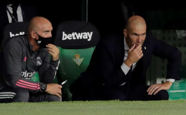Zidane aviva el fuego y responde al Betis: "Critican los aciertos del VAR"
