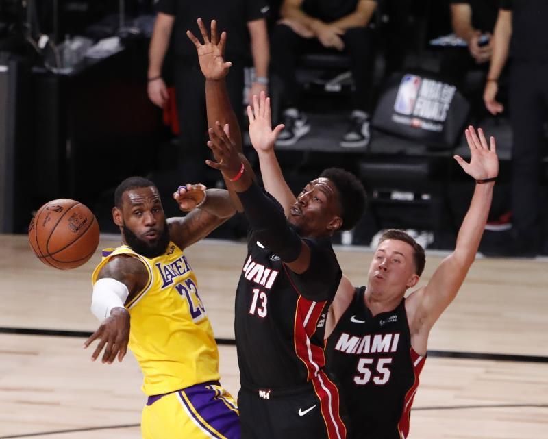 116-98. Davis y James comienzan arrolladores ante los Heat y toman ventaja