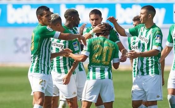 Lainez, con la llave para jugar y que el Betis fiche un lateral zurdo, ya tomó una decisión