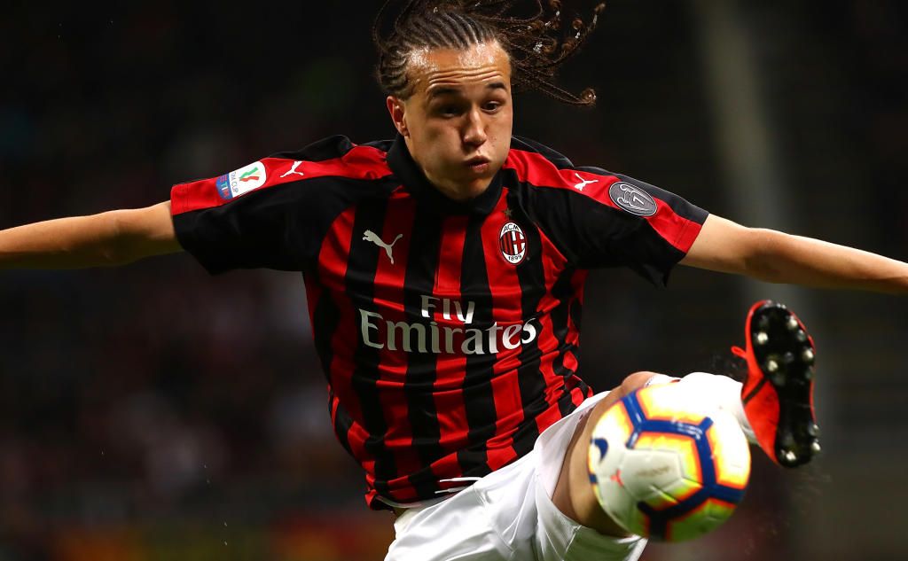 Laxalt, último nombre para el lateral izquierdo de un Betis contrarreloj