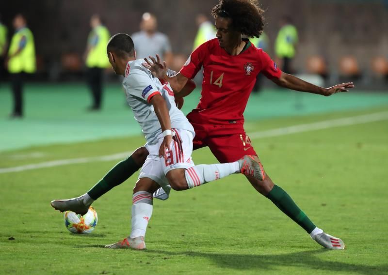 El Alavés consigue la cesión de Tomás Tavares para el carril derecho