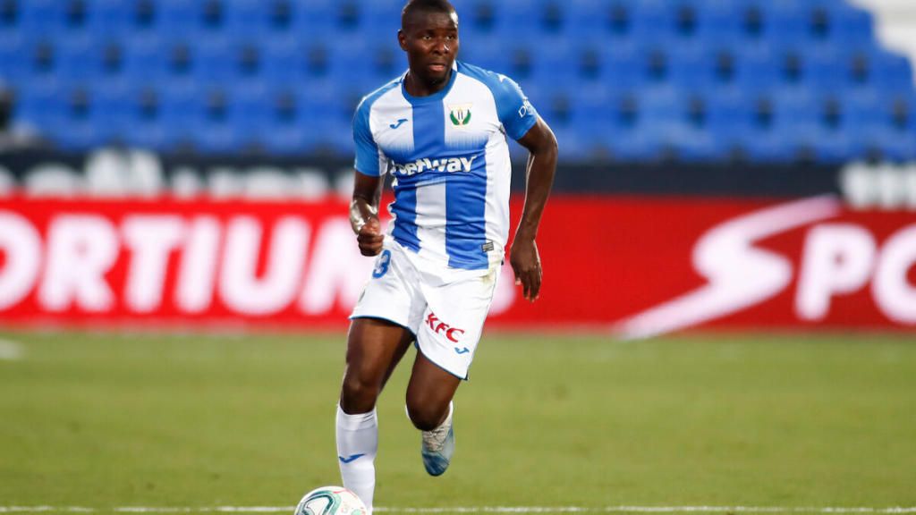 Llega una oferta en firme de cesión por Amadou, que se lo piensa