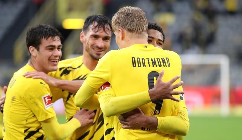 Doblete de Haaland en goleda del Dortmund, el Eintracht es nuevo líder