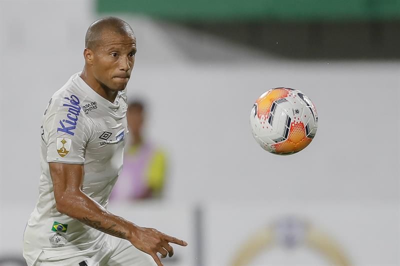 El Santos brasileño pierde al uruguayo Sánchez para el resto de la Libertadores