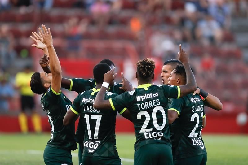 Atlético Nacional levanta cabeza en Colombia y vence 3-2 al Envigado