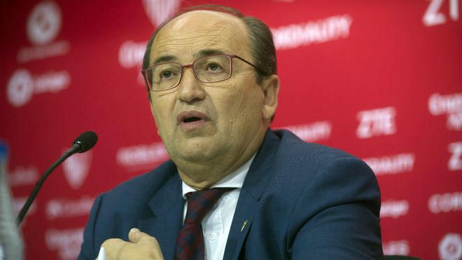 Castro, el "partidazo" del Sevilla FC, la lucha por LaLiga y los nuevos fichajes