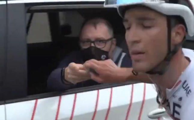 La extraña reacción de un ciclista del Giro al ser 'pillado' con Ventolín