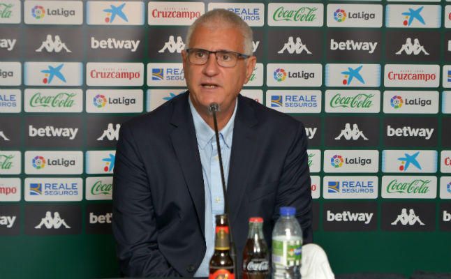 Cordón: "Los fichajes no aseguran éxitos, lo hacen los grupos unidos y las estructuras"