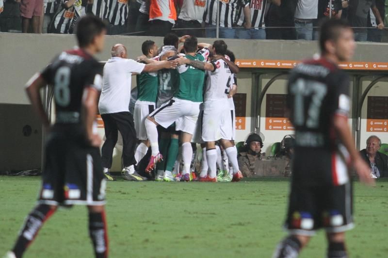 El Atlético Mineiro recibe al Goias presionado por el Internacional