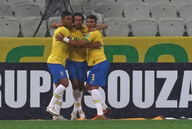 Brasil espera un partido difícil en Perú y no se confía tras golear a Bolivia