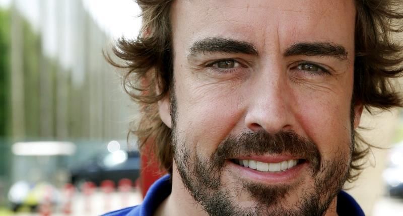 Alonso, tras rodar con Renault: "El coche tiene potencial y margen de mejora"