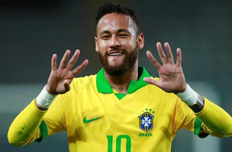 Neymar supera a Ronaldo y está a 13 goles de Pelé