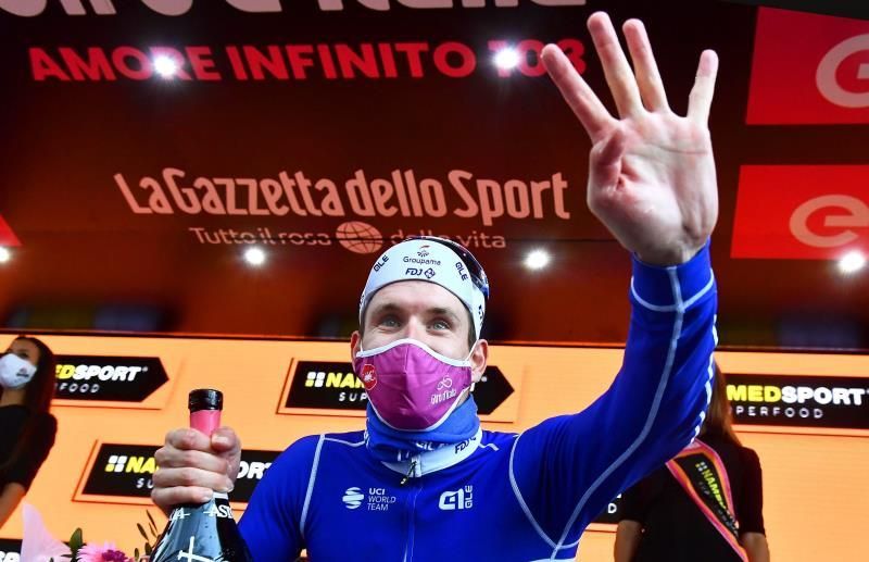 Póquer de Demare en Rimini y Almeida sigue de rosa