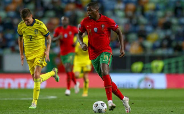 El Betis celebra la revalorización del 'nuevo' William Carvalho