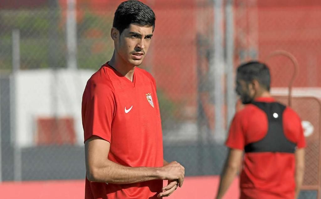 El sevillismo: Carlos Fernández, titular