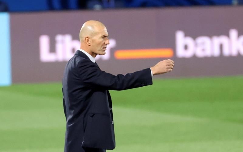 Zidane: "A Jovic le he pedido yo; se dicen tonterías"